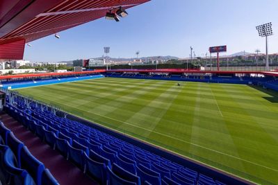 Camp Nou Belum Selesai Renovasi, Barcelona Terpaksa Bermain Kandang di Stadion Latihan Berkapasitas 6.000 Penonton