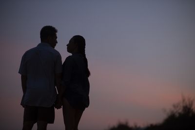 9 Arti Mimpi Ketemu Mantan Pacar padahal Sudah Menikah: Dari Pertanda Baik hingga Belum Bisa Move On