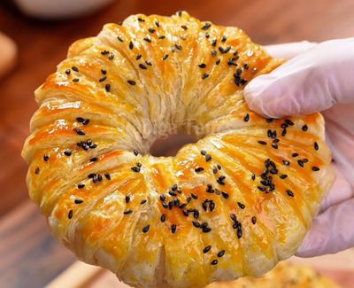Resep Bolen Nanas Praktis, Camilan Manis dengan Aroma Segar Buah Tropis