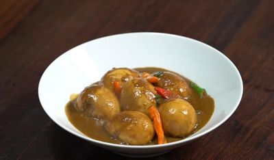 Resep Telur Petis Khas Madura: Gurih, Manis, dan Pedasnya Pas!