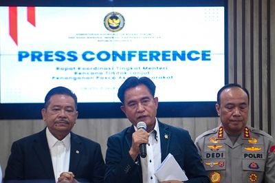 Soal Dugaan Tindak Pidana, Menko Yusril Sarankan TNI Buka Komunikasi dengan Ferry Irwandi