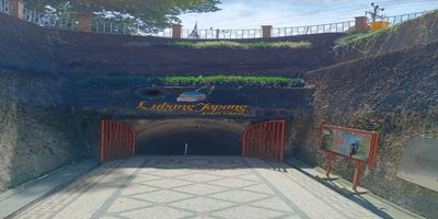 Taman Panorama dan Lobang Jepang Bukittinggi: Objek Wisata yang Penuh Akan Nilai Sejarah Perjuangan