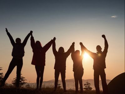 7 Puisi Singkat tentang Kenangan yang Bikin Hati Throwback