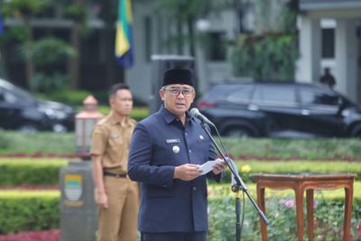 212 ASN Baru Dilantik, Wali Kota Bandung Tekankan Integritas dan Pengabdian