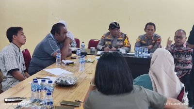 Gaji Tak Dibayar Berbulan Bulan Pegawai Klinik FM Kibin Serang Sita Aset Klinik