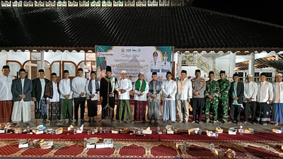 Peringatan Maulid Nabi Muhammad SAW di Masjid Agung Ats-Tsauroh Kota Serang Berlangsung Khidmat