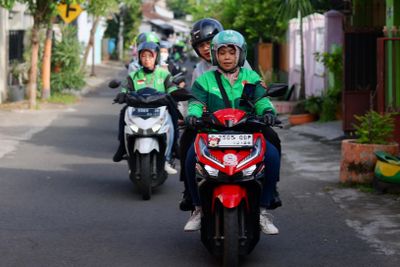 Bupati Ajak ASN Banyuwangi Rutin Naik Ojol dan Angkutan Umum Tiap Jumat