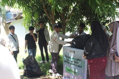 Kolaborasi Sobat Bumi USK & Warga, Desa Lambung Jadi Role Model Hidup Berkelanjutan