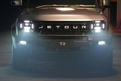 Jetour T2 Siap Meluncur, 30 Dealer Bakal Hadir Tahun Ini di Indonesia