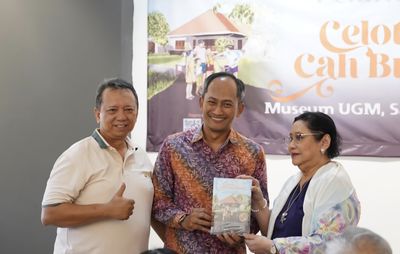 Anak Keluarga Dosen UGM Luncurkan Buku Celoteh Cah Bulaksumur , Ceritakan Nostalgia Remaja Era 60-80an