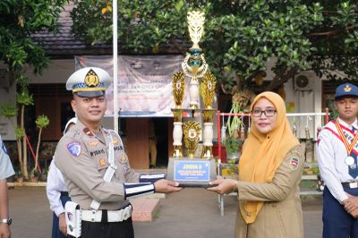 Satlantas Purwakarta Gelar Police Goes to School di SMPN 1 Bungursari