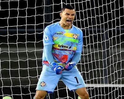 Meski Jarang Diberi Menit Bermain, Cesc Fabregas Ungkap Alasan Como Beli Emil Audero