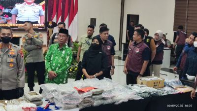 Pengedar Sabu Jaringan Antar Negara Diamankan Polda Banten Dengan Barbuk 3,2 kg