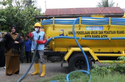 Mulai Hari Ini, Warga Banda Aceh Bisa Nikmati Sedot WC Gratis