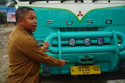 Warga Geram Jalan Rusak, Gubernur Riau Tinjau Lokasi dan Janji Perbaikan