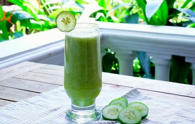 Jus Timun Penyelamat: Segar, Sehat, dan Bikin Badan Enteng