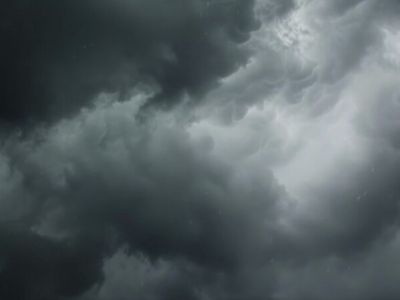 17 Caption Singkat tentang Awan Hitam, Biar Postinganmu Jadi Estetik dan Bikin Baper