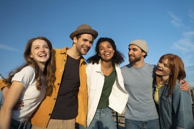5 Cara Menjaga Sirkel Pertemanan Tetap Solid Meski Sibuk dengan Rutinitas Baru