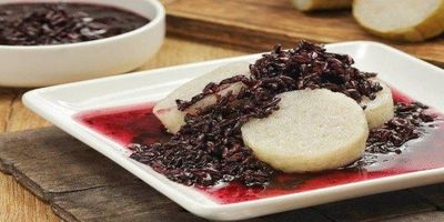 Bakunjuang Ka Pasa Piladang : Surgano Makanan dan Kulineran Tradisional Khas Minangkabau