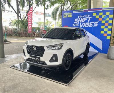 Daihatsu Rocky Terbaru Muncul dengan Desain Sporty, Harga Mulai Rp228 Juta