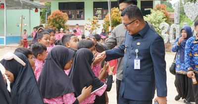 Wabup Tinjau SD 30 Membalong, Tagih Komitmen PT Foresta Lestari untuk Segera Menyelesaikan Masalah