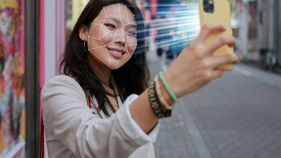 Perkembangan AI Influencer: Tantangan dan Dampak pada Autentisitas di Era Digital