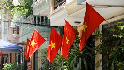 Vietnam Umumkan Pemutusan Hubungan Kerja Massal terhadap Pegawai Negeri Sipil
