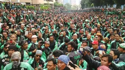 Aksi Unjuk Rasa Pengemudi Ojek Online di Jakarta: Tuntutan Regulasi dan Keadilan Tarif
