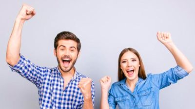 Survei Menunjukkan Perempuan Lebih Optimis daripada Laki-laki