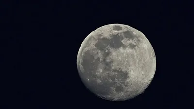 Mimpi Tinggal di Bulan: Dari Khayalan Menjadi Kenyataan?