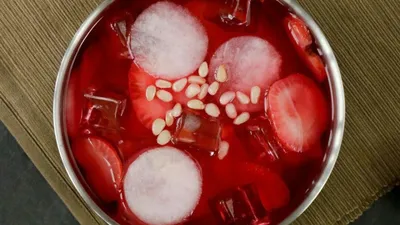 Fenomena Omija: Minuman Tradisional Korea Selatan yang Viral di Indonesia
