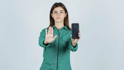 Menikmati Kehidupan Pribadi Tanpa Tekanan Media Sosial