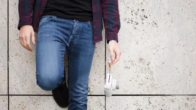 Jeans Pintar: Inovasi Fashion yang Praktis dan Stylish