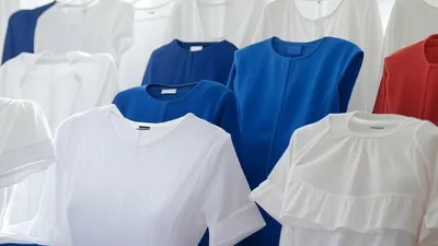 Warna Pakaian dan Implikasinya di Berbagai Kesempatan