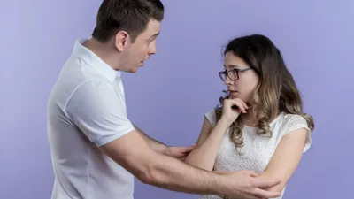 Menghadapi Putus Cinta: Tips Merelakan Mantan Dengan Lebih Mudah