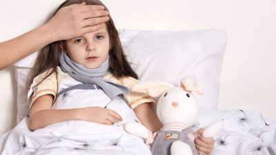 Mengatasi Demam Tinggi pada Anak: Panduan untuk Orang Tua