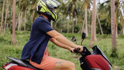 Tips Berkendara Jarak Jauh yang Nyaman dan Bebas Nyeri Punggung