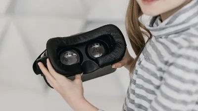 Revolusi Lensa Augmented Reality: Mungkinkah Menggantikan Smartphone?