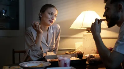 Menghindari Makan Malam Terlambat: Kenali Dampaknya pada Kesehatan