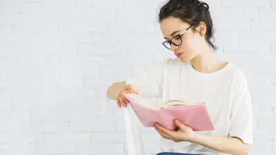Manfaat Membaca Buku Bagi Generasi Muda