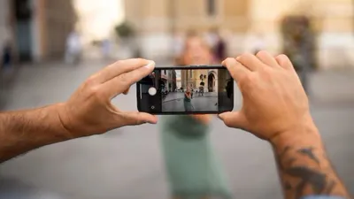Tips Mengambil Foto Liburan Estetik dengan Handphone