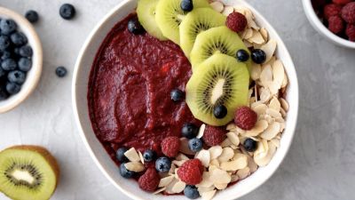 Smoothie Bowl: Tren Sehat yang Memikat Generasi Z di Indonesia