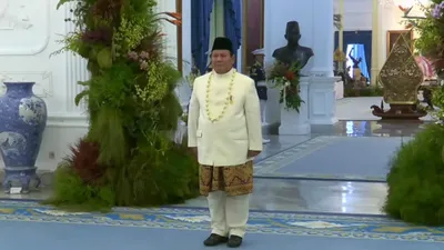Presiden Prabowo Tampilkan Busana Adat di HUT ke-80 RI, Simbol Persatuan dan Kehormatan Budaya