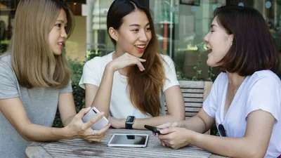 Strategi Menghadapi Teman yang Suka Nyinyir