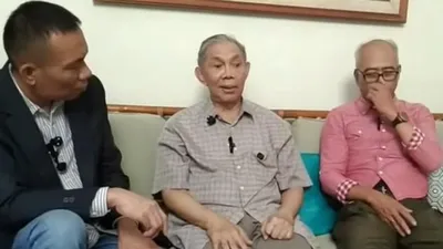 Mantan Rektor UGM Tarik Pernyataan Tentang Ijazah Jokowi