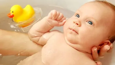 Panduan Memandikan Bayi Baru Lahir: Tips untuk Orang Tua