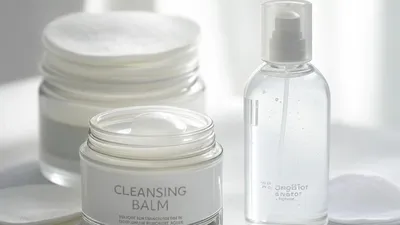 Perbandingan Efektivitas Cleansing Balm dan Micellar Water dalam Membersihkan Wajah