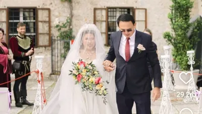 Ahok Temani Momen Bahagia Pernikahan Adiknya di Slovenia