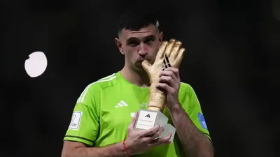 Manchester United Bidik Emiliano Martinez untuk Perkuat Lini Gawang