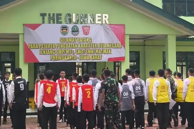 39 Siswa Purwakarta Selesai Jalani Pendidikan Karakter di Barak Militer